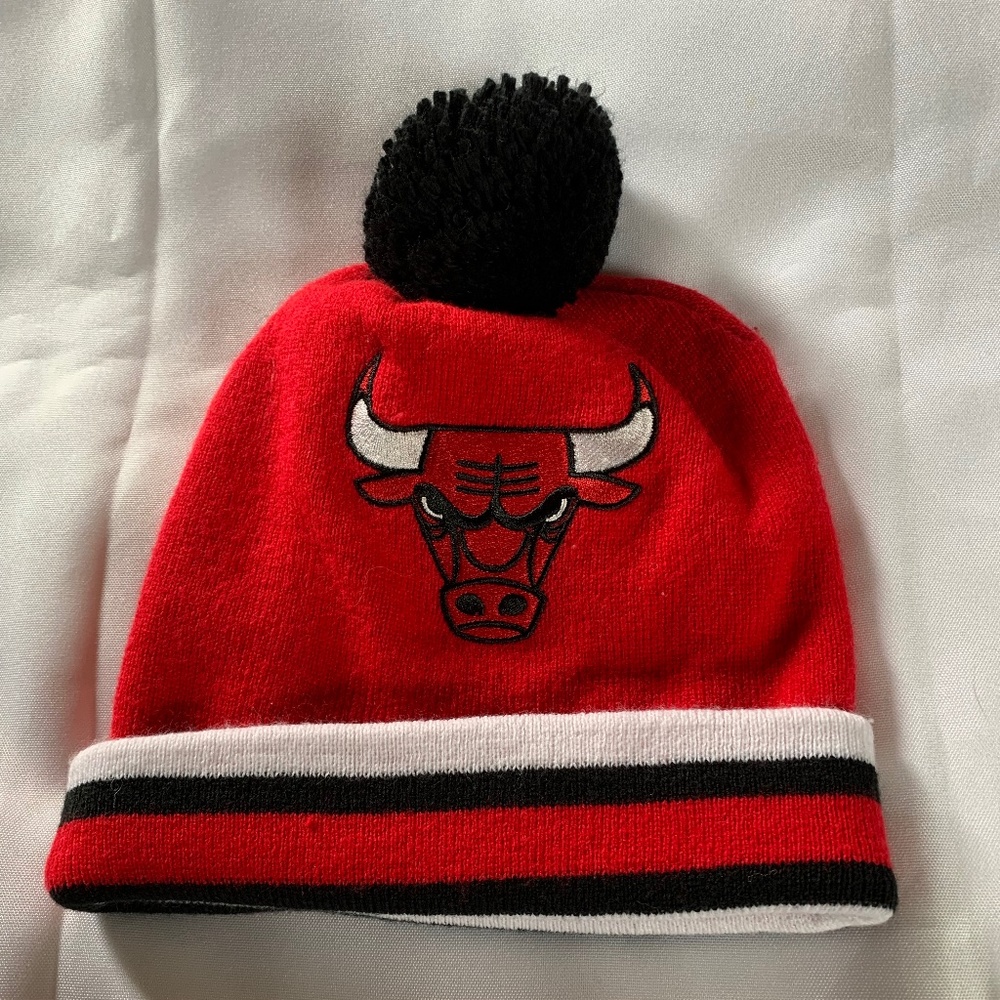 🎉HOST PICK🎉 Chicago Bulls Knit Cap by Mitchell and Ness!